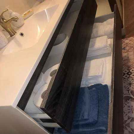 Alice's & House - Ospiti A Casa *